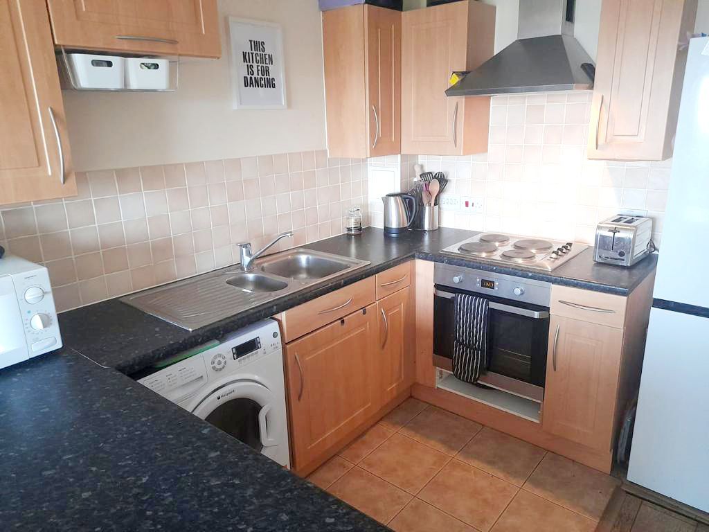 Property photo 3 of 4