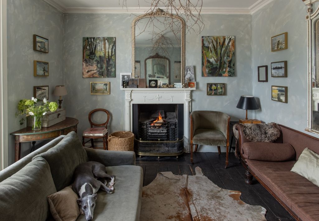 Property photo 2 of 23