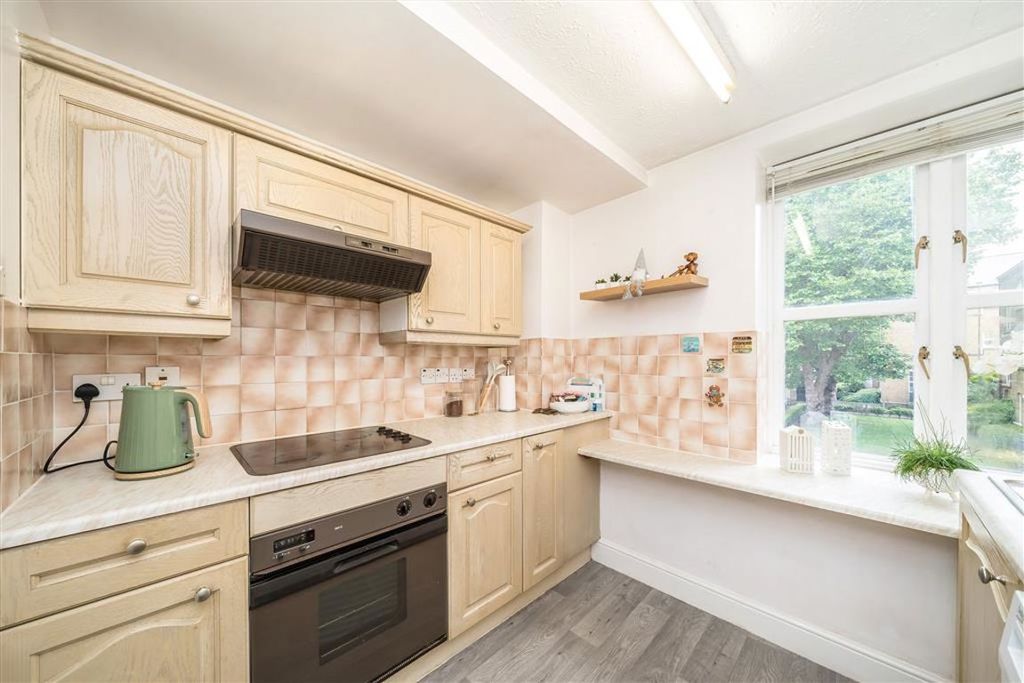 Property photo 2 of 5