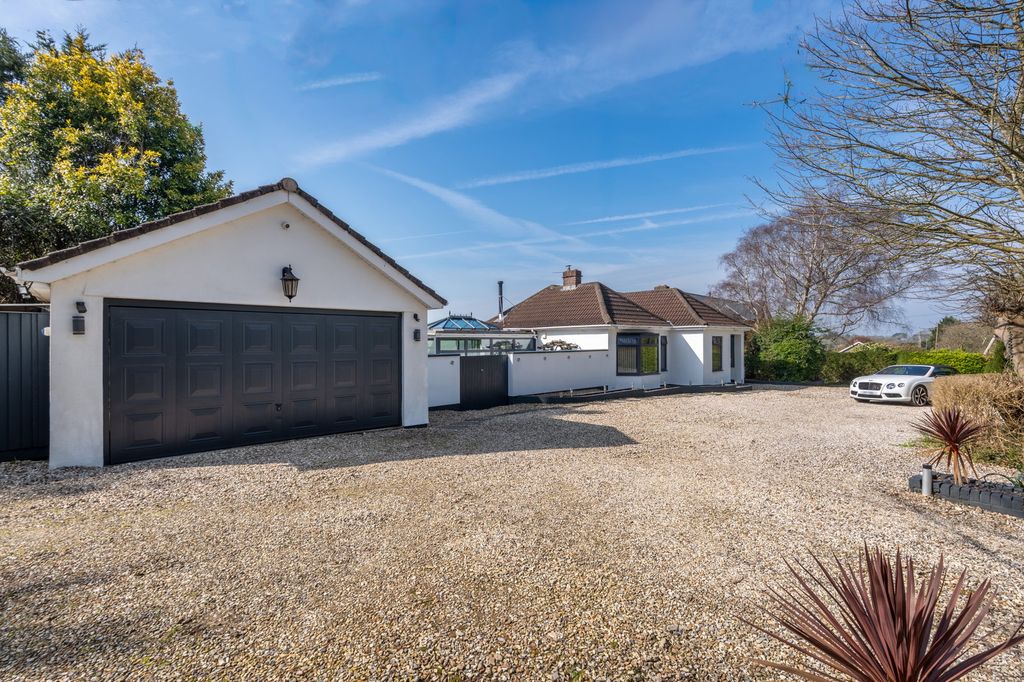 Property photo 1 of 39