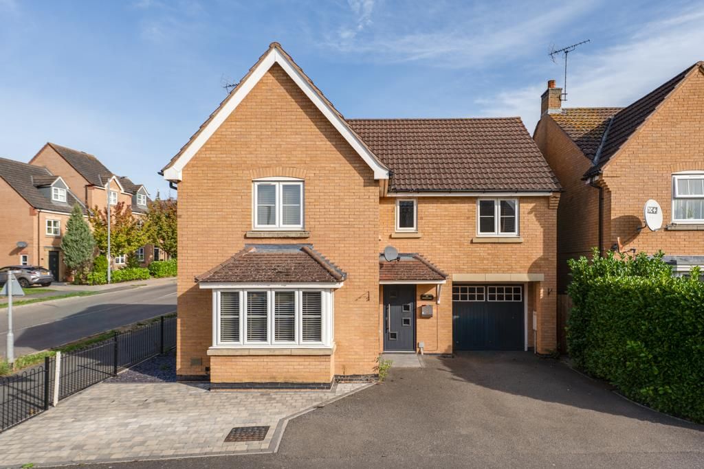 Property photo 1 of 23 19 Bennett Road, Oakley Vale (37 Of 37).Jpg