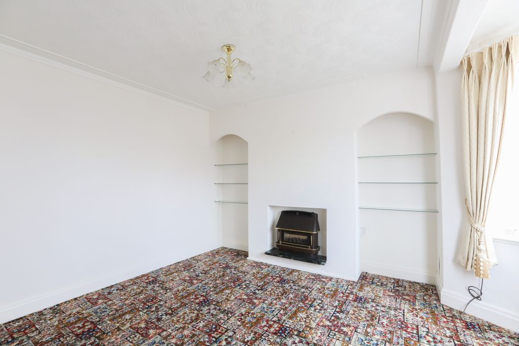 Property photo 3 of 17 3