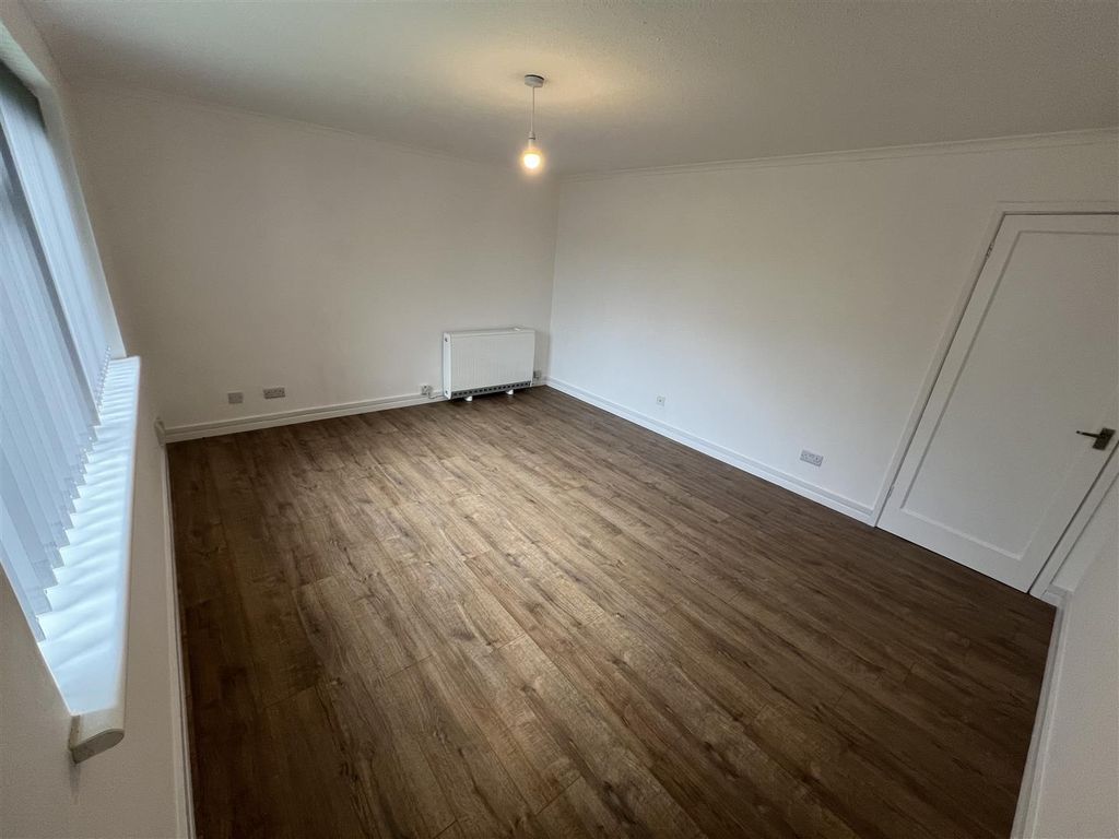 Property photo 2 of 8 Img_5805.Jpg