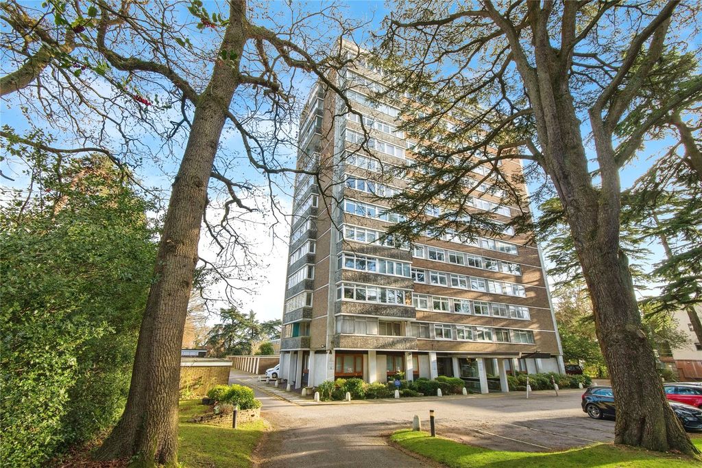 Property photo 2 of 17 Photography