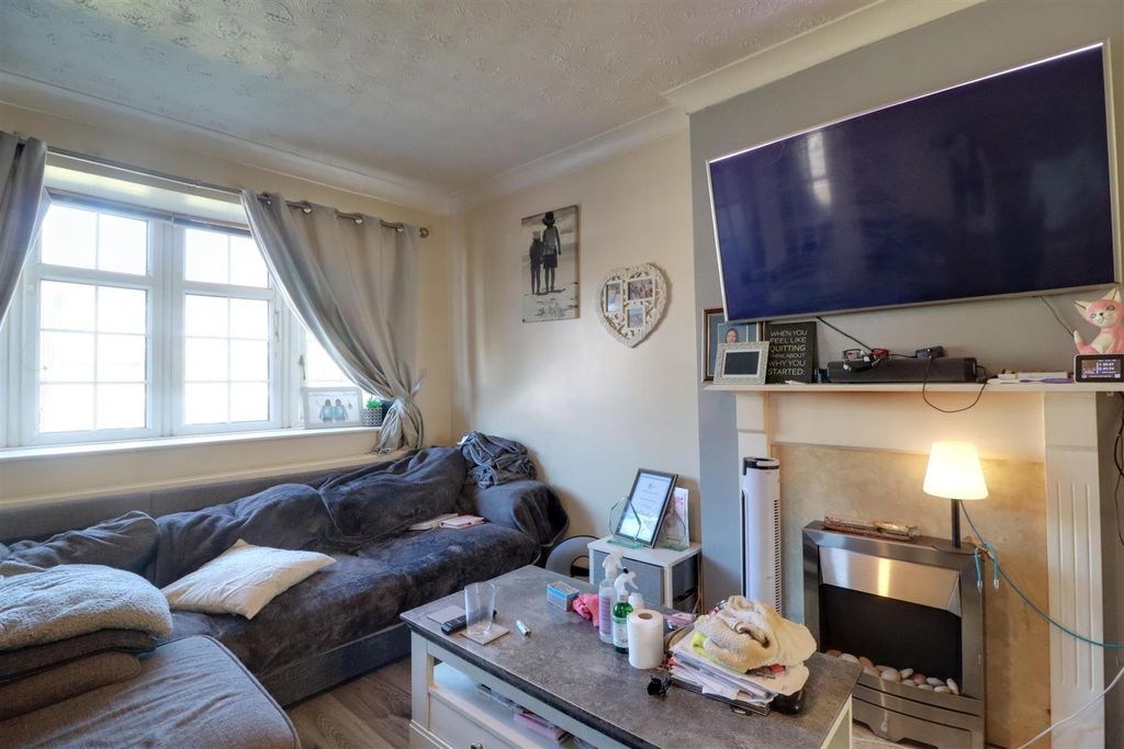 Property photo 2 of 15 Img_2337-Img_2339.Jpg