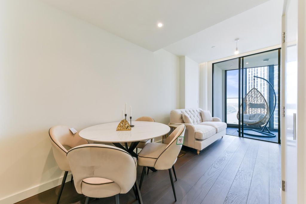 Property photo 3 of 25