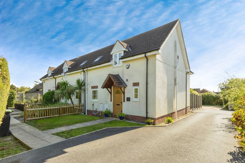 Property photo 1 of 17 Photo