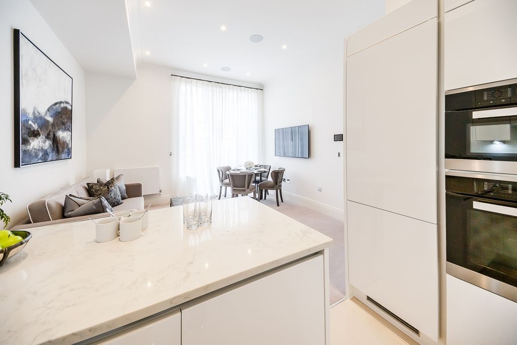 Property photo 2 of 12 8317243-Interior30