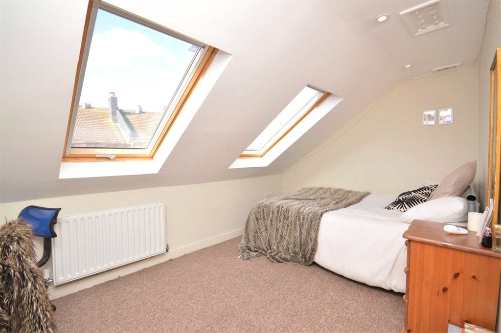 Property photo 2 of 12 Picture No. 03