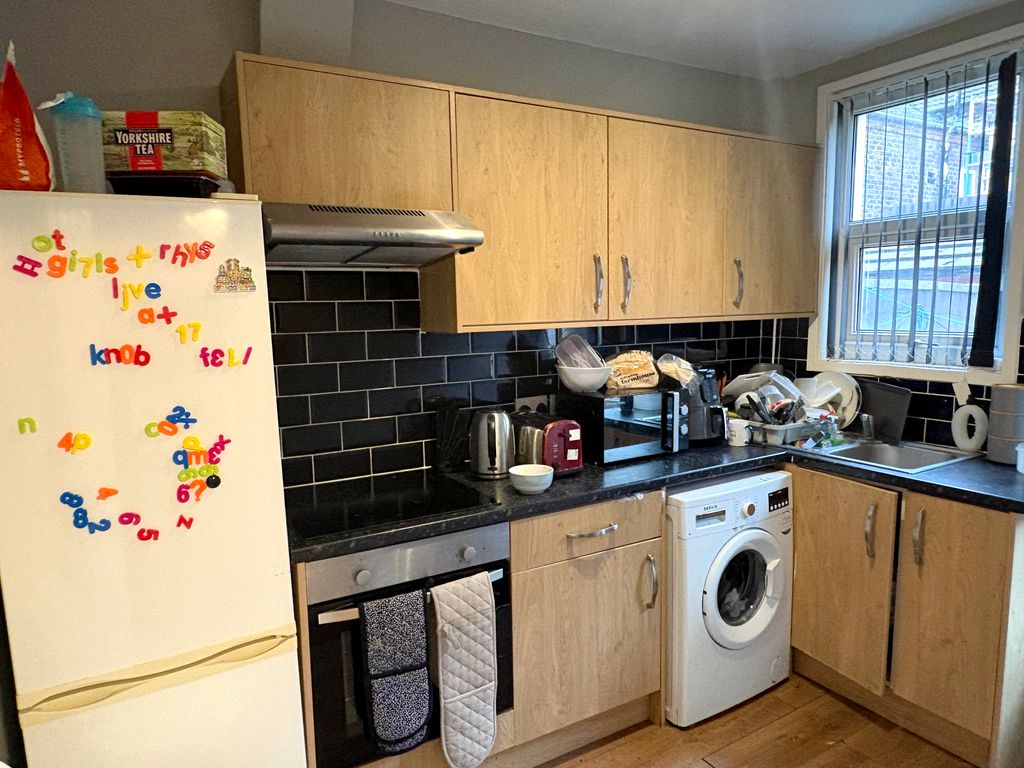 Property photo 3 of 6 Unnamed