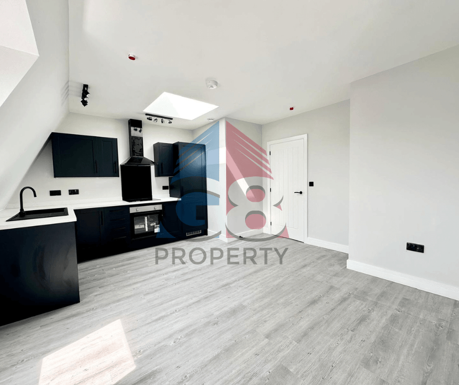 Property photo 3 of 14 Gallery