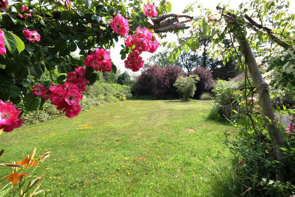 Property photo 2 of 17 .June3.Jpg