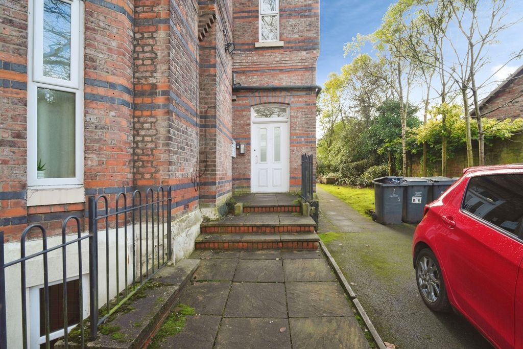 Property photo 2 of 19 External