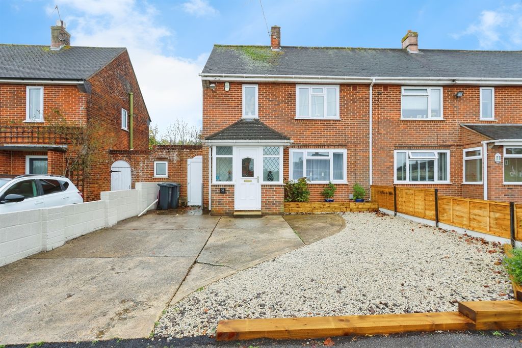 Property photo 1 of 17