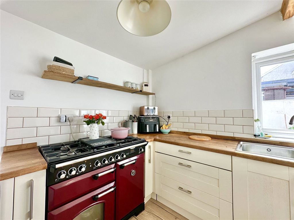 Property photo 3 of 25 Picture No. 35
