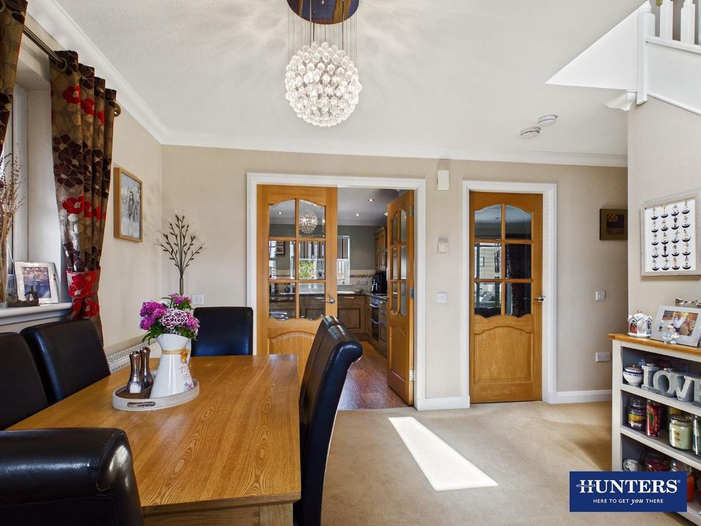 Property photo 2 of 35 Cam05424G0-Pr0132-Still006.Jpg