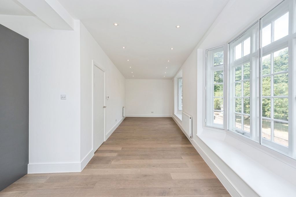 Property photo 2 of 27 Reception Room