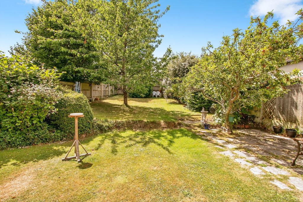 Property photo 2 of 16 Photo