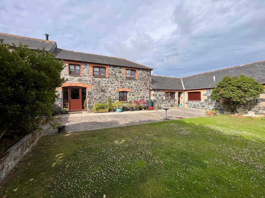 Property photo 1 of 50