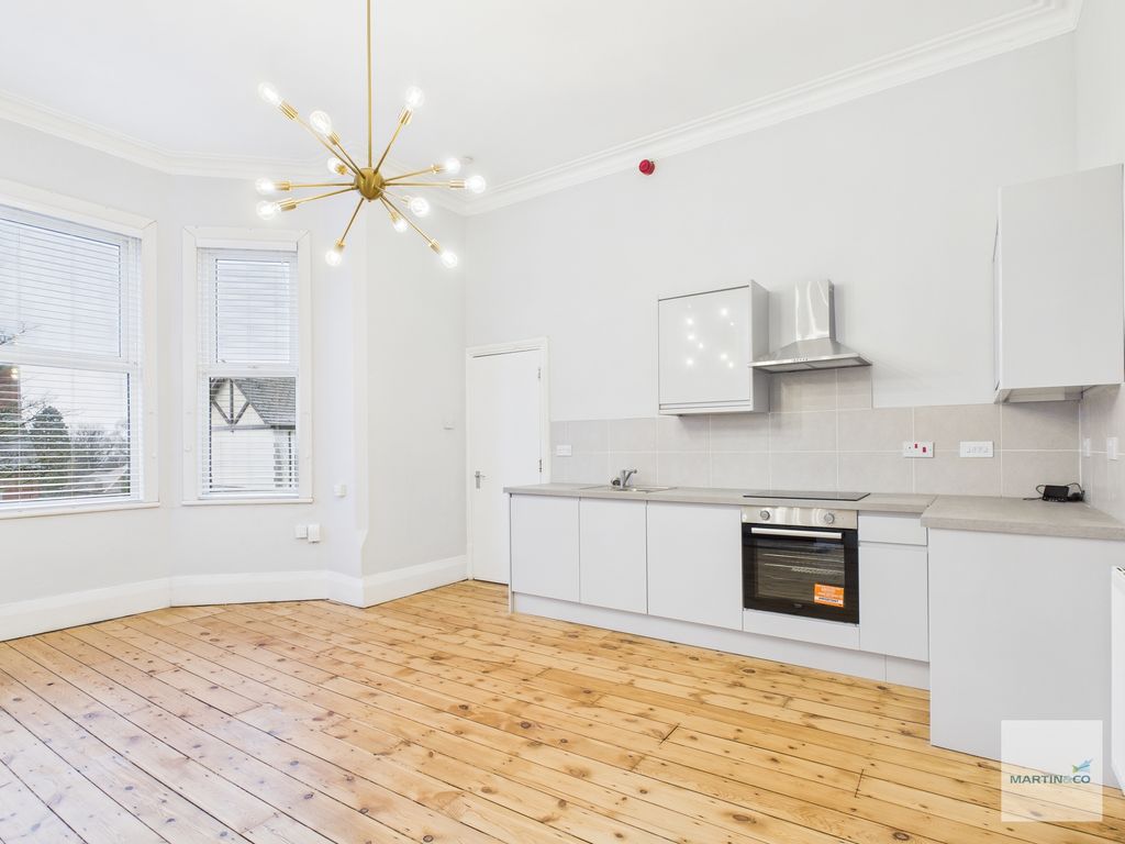 Property photo 1 of 12 Cam03394G0-Pr0433-Still002