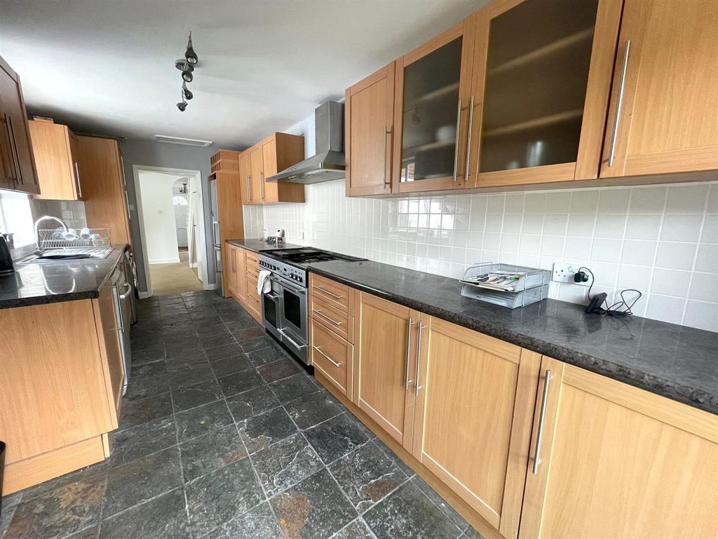 Property photo 2 of 9 1.Jpg