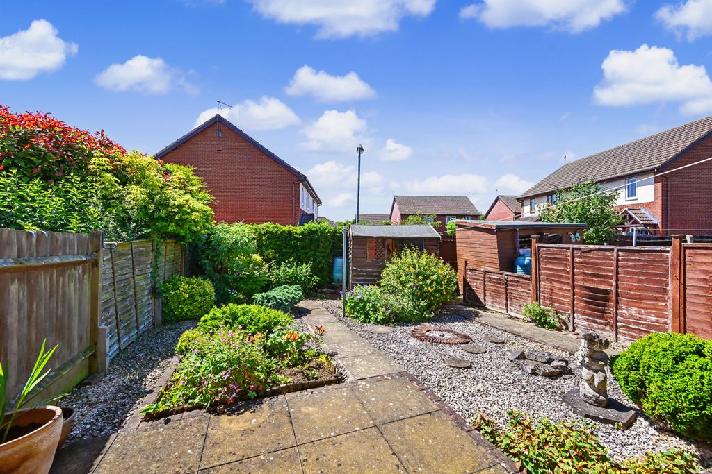 Property photo 2 of 18