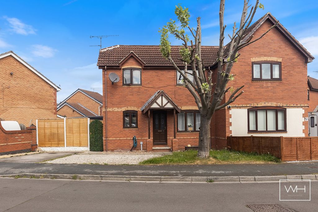 Property photo 1 of 20 31 Clearwell Croft, Cusworth 01_297