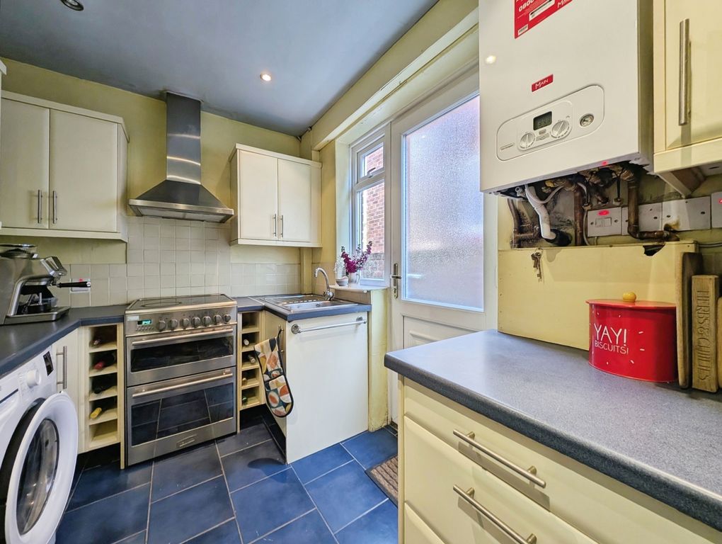 Property photo 3 of 10 Pbox-Img.Jpg