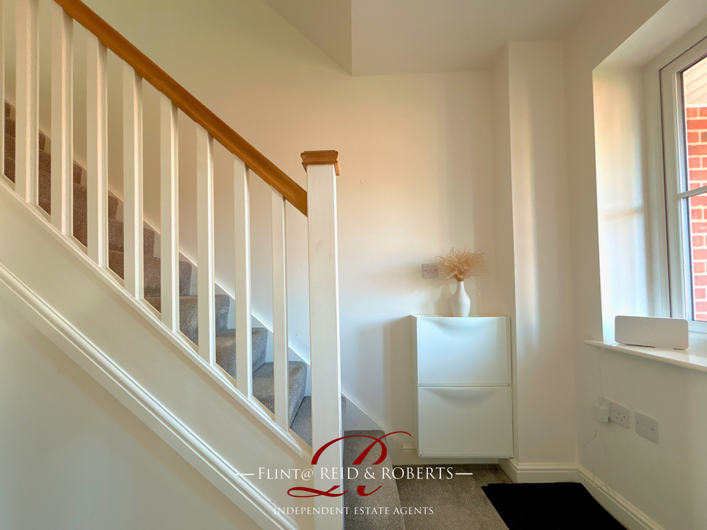 Property photo 3 of 31 Hallway