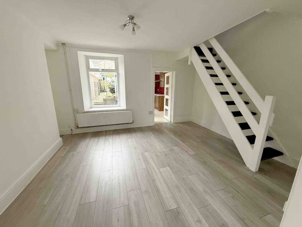 Property photo 3 of 15 Gallery