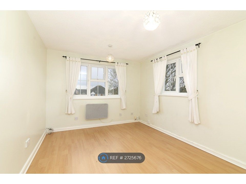 Property photo 2 of 9 Lounge/Dining Room