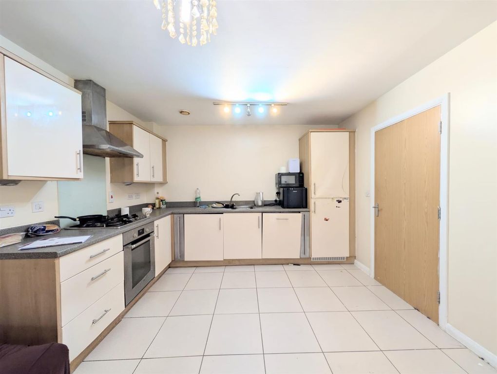 Property photo 3 of 7 A797Fdd3-c2F9-44dc-Ac5A-d0E16Bde59E2.Jpg