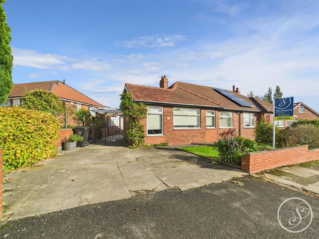 Property photo 1 of 19 External