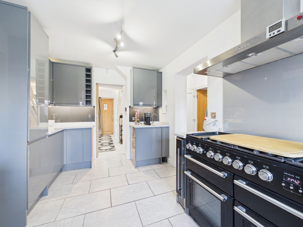 Property photo 3 of 23 Photo 12