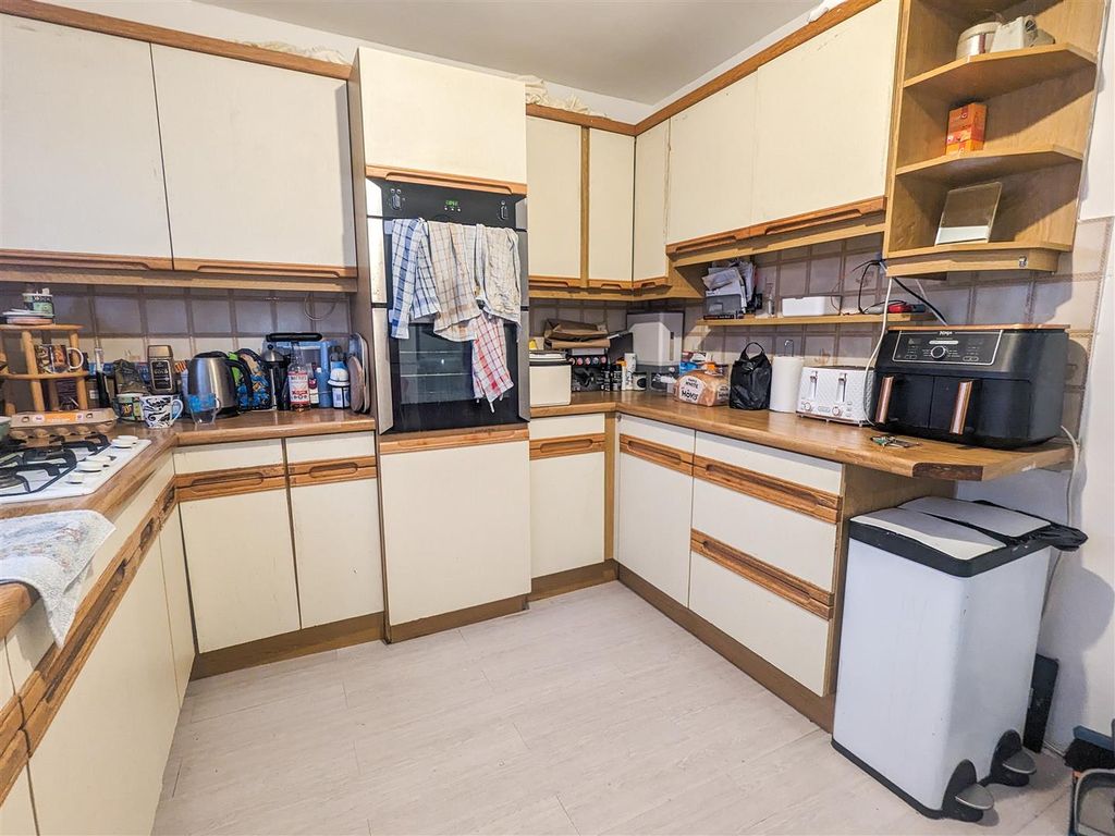 Property photo 2 of 14 21-01-2026__16-58-34_Pxl_20260121_151138533.Cpi28.