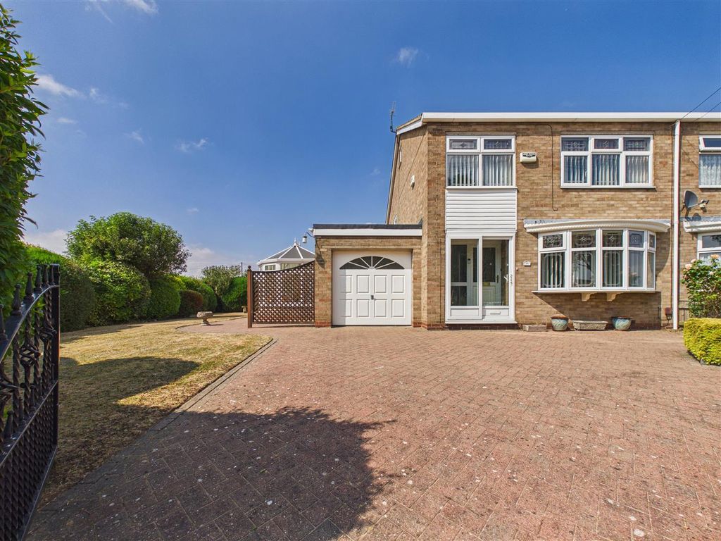 Property photo 1 of 18 Cam05193G0-Pr0182-Still013.Jpg