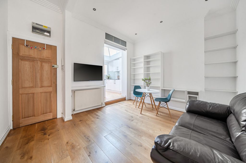 Property photo 1 of 15 1408097-13-69837B...