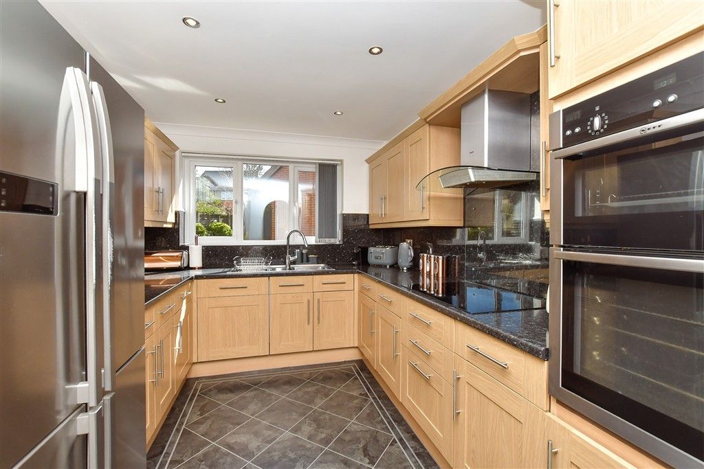 Property photo 3 of 17 Kitchen/ Utility Room
