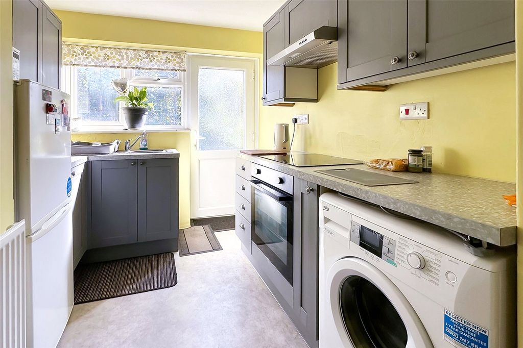 Property photo 2 of 11 Picture No. 04