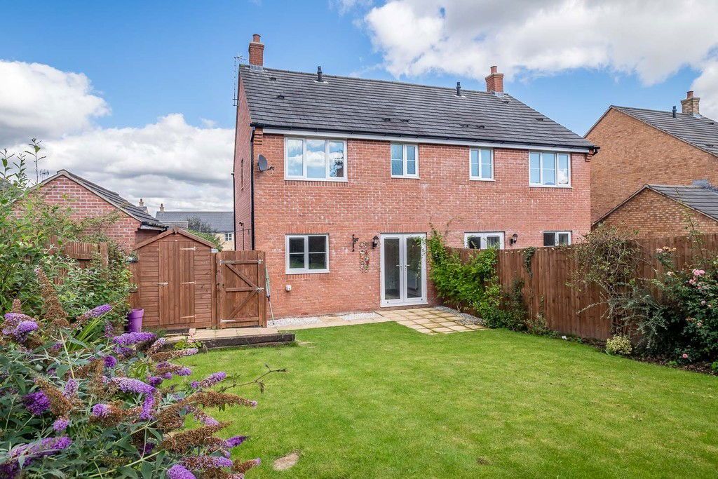 Property photo 2 of 11