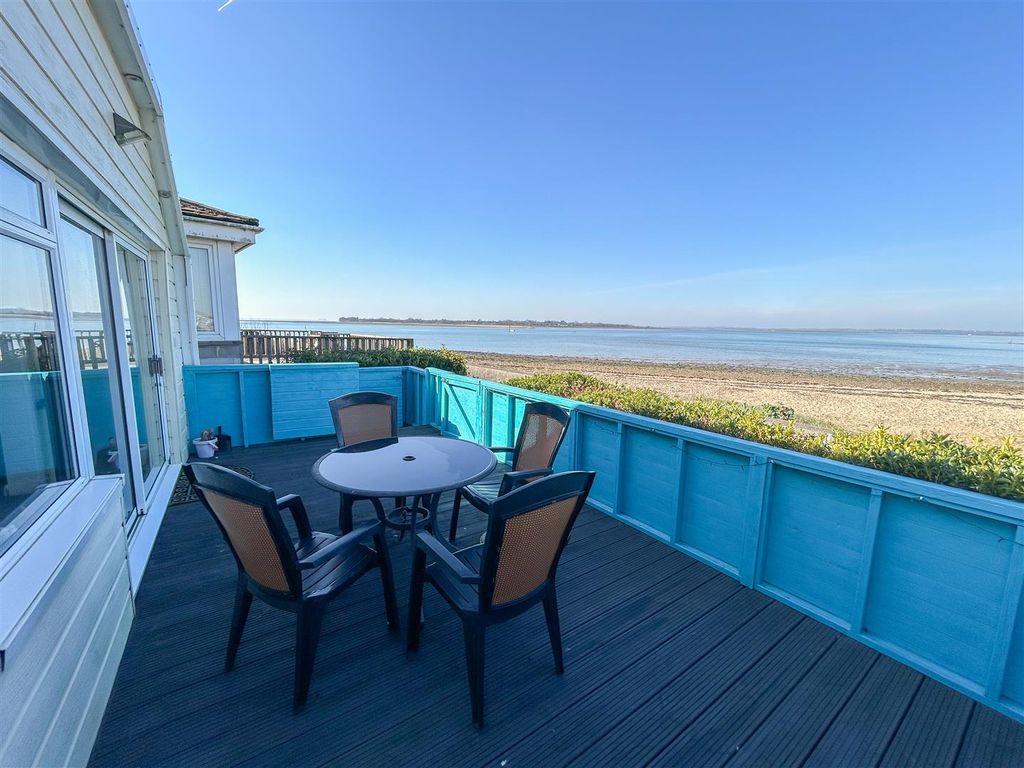 Property photo 2 of 20 Sun Terrace