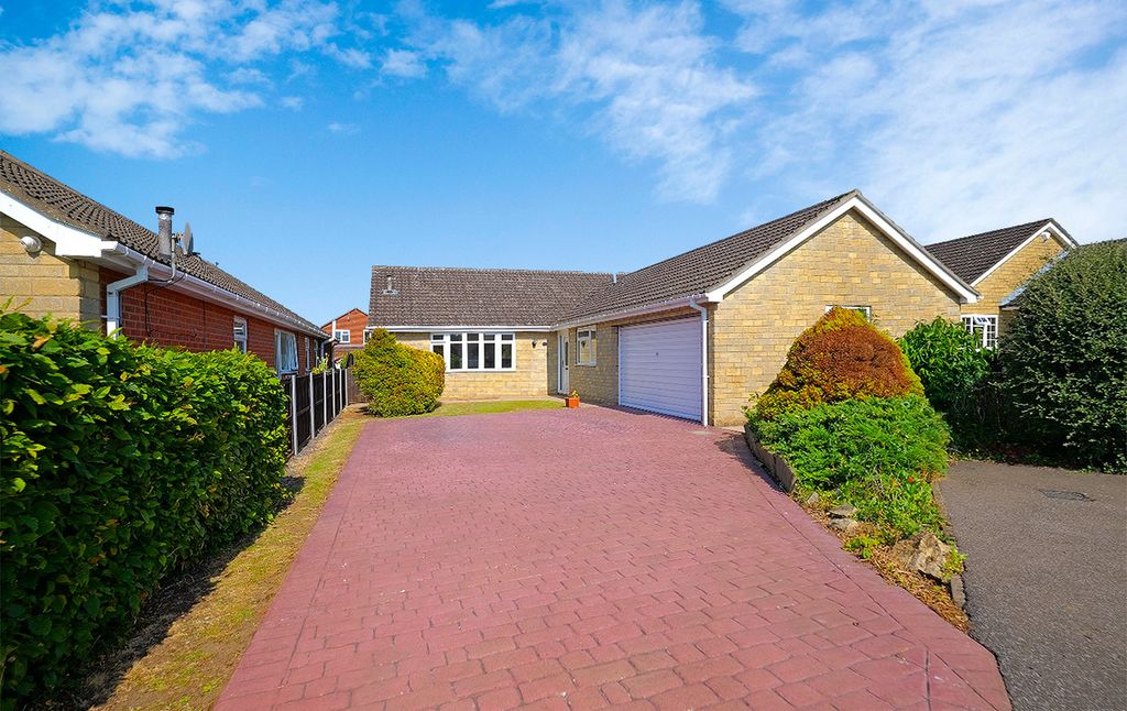 Property photo 1 of 14