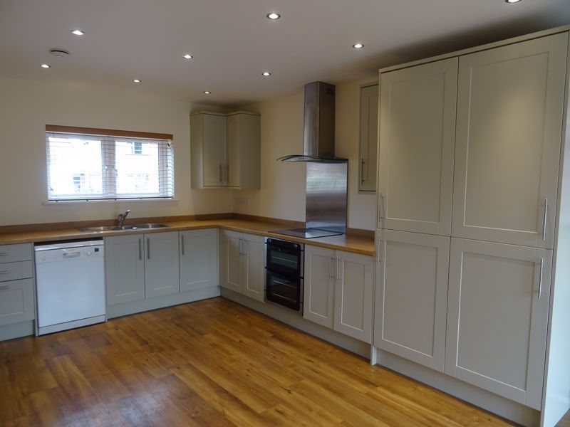 Property photo 2 of 18 Photo 7