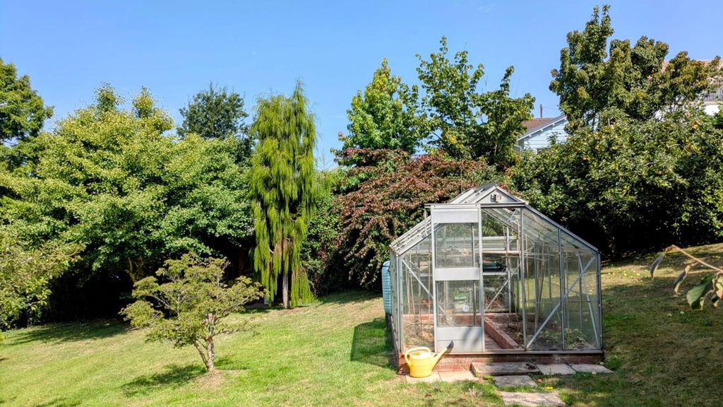 Property photo 3 of 23