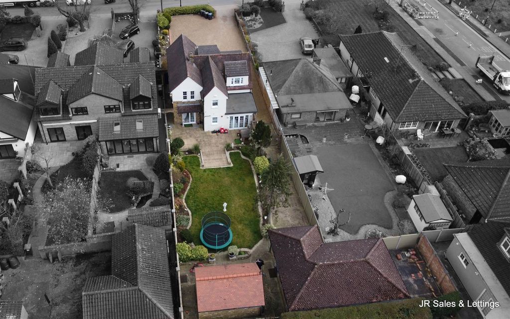 Property photo 2 of 24 Dji_Fly_20250311_115532_682_1741694181402_Bw.Jpg