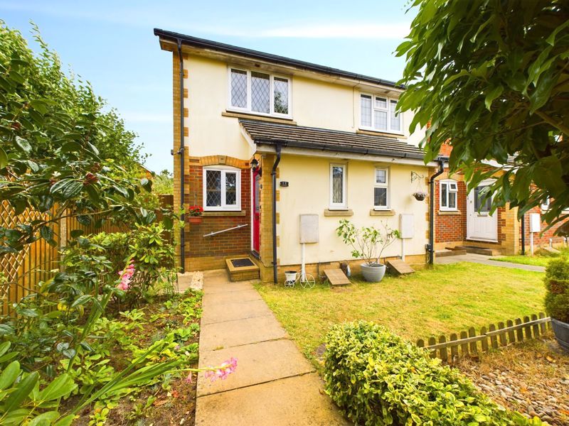 Property photo 1 of 16 Front Aspect