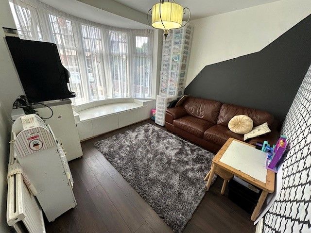 Property photo 3 of 24