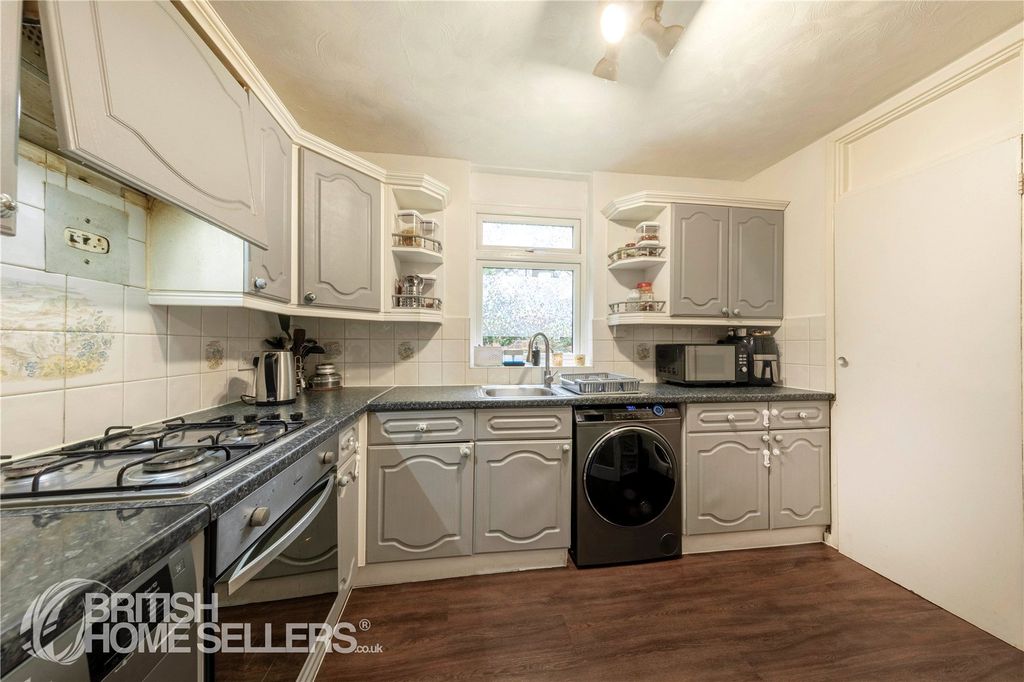 Property photo 3 of 14 Picture No. 07