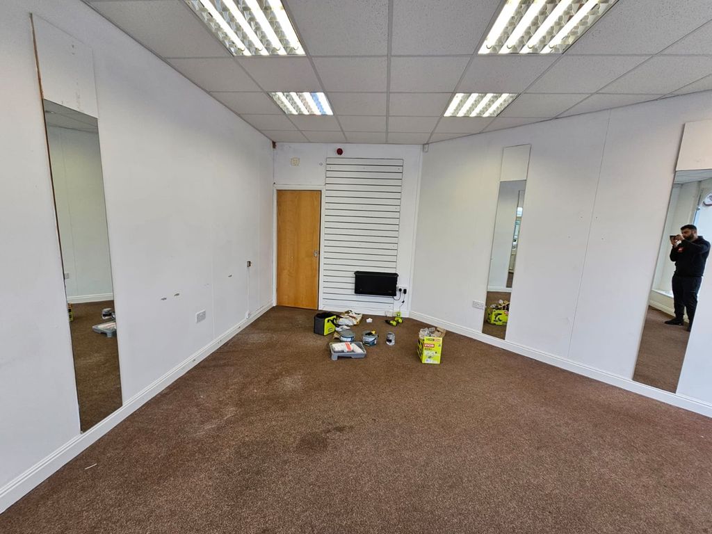Property photo 3 of 3