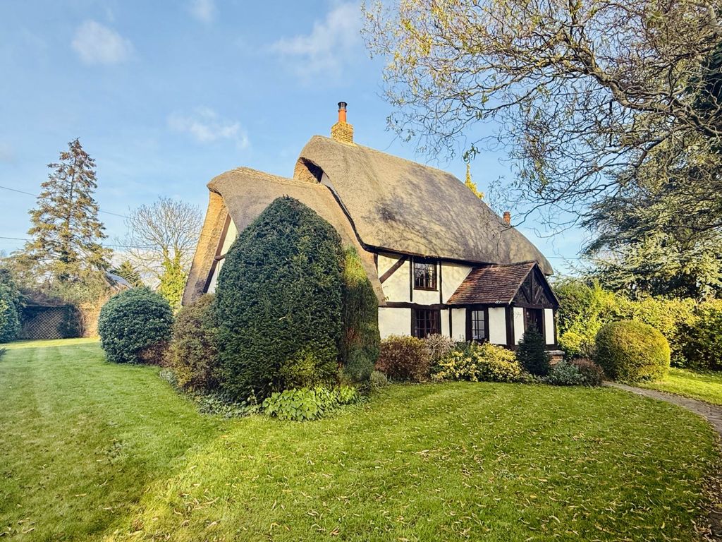 Property photo 1 of 18